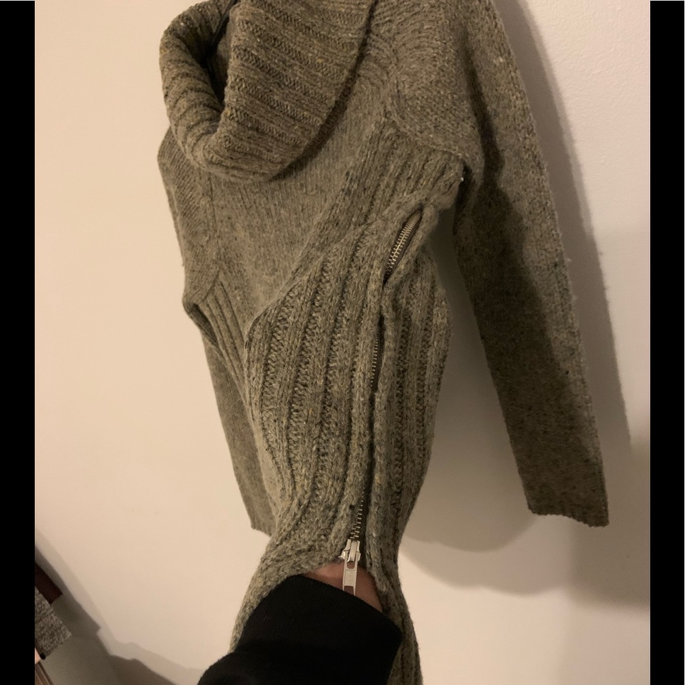 Turtle Neck Sweater - image 2